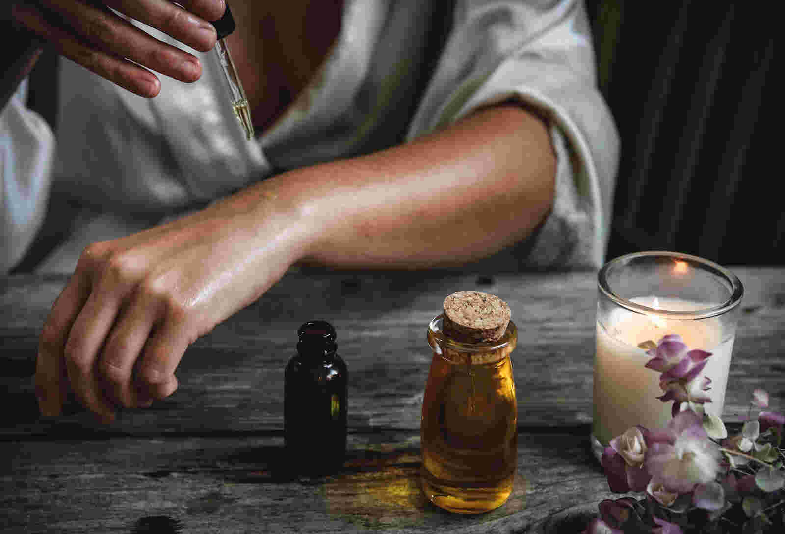 The Benefits of Aromatherapy As You Get Older